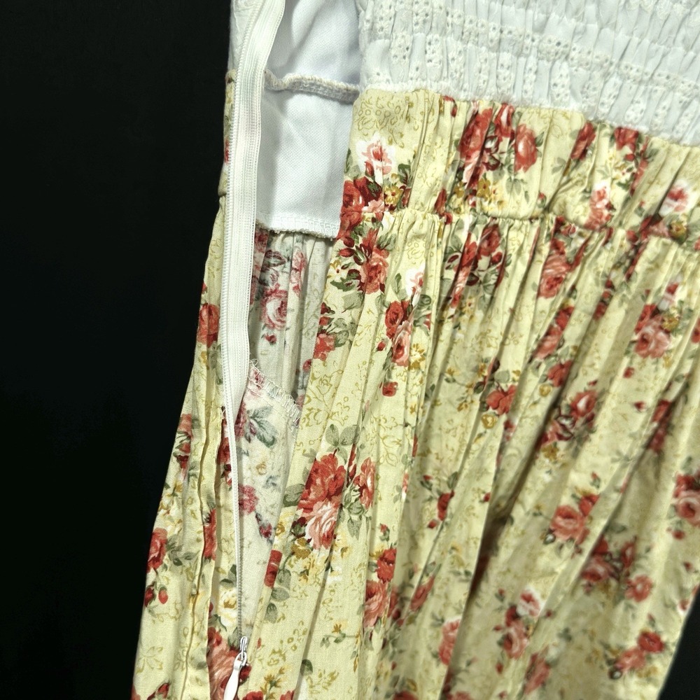 Mikarose Women's White Knit Floral Dress‎ with Pockets Size Small - Picture 6 of 6